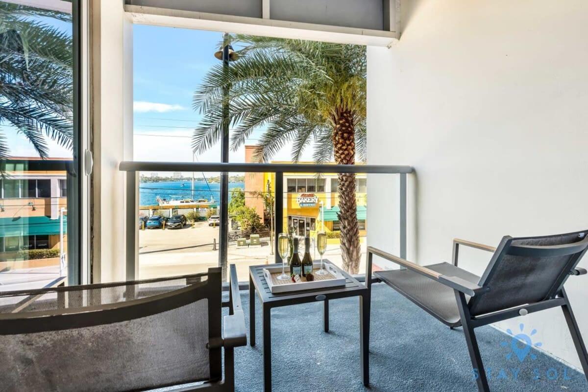 Apartment With Bay View Balcony - Pool - Up To 6 - Gym Hollywood Exterior photo