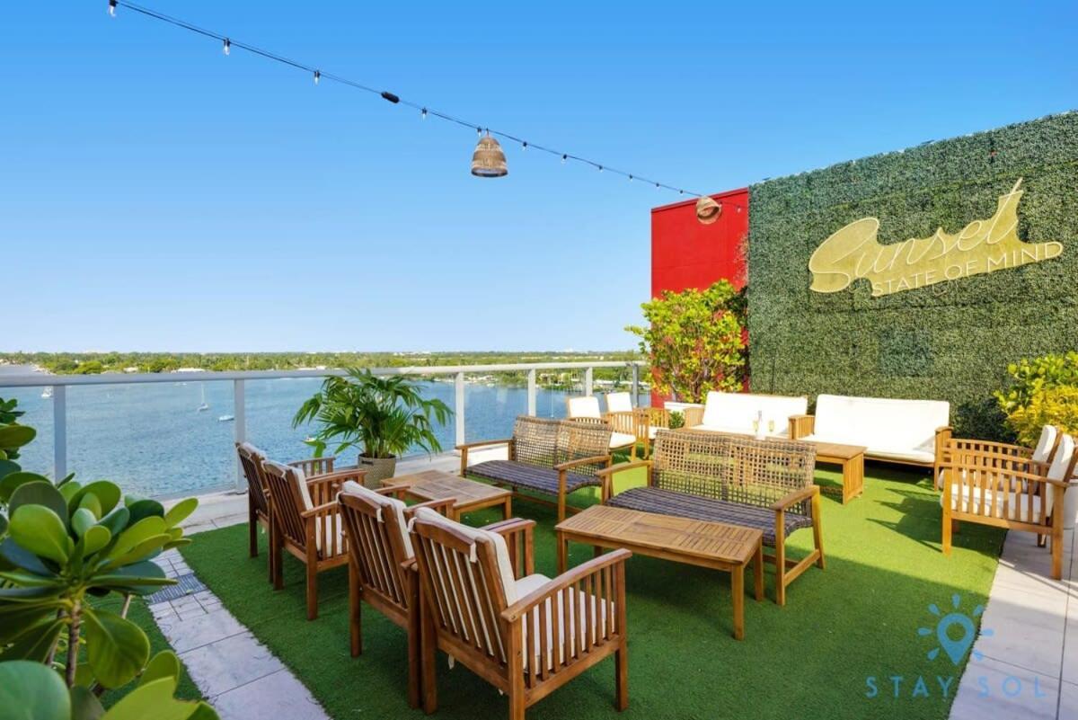 Apartment With Bay View Balcony - Pool - Up To 6 - Gym Hollywood Exterior photo